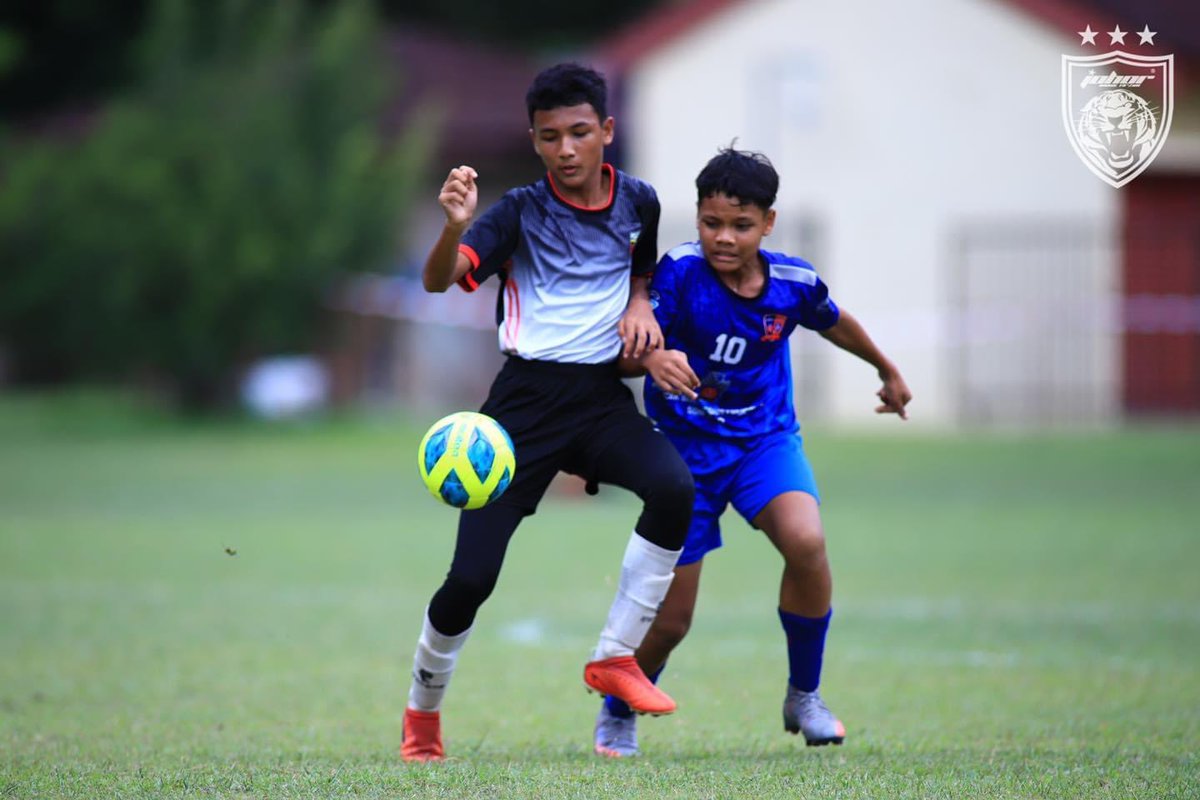 KEJOHANAN BOLASEPAK MSSM 2022 | 6 SEPTEMBER 2022

𝗤𝗨𝗔𝗥𝗧𝗘𝗥-𝗙𝗜𝗡𝗔𝗟

• JDT U12 [2-0] MSS KEDAH U12

• JDT U15 [3-0] MSS SELANGOR U15

• JDT U17 [5-0] MSS MELAKA U18

[1/2]