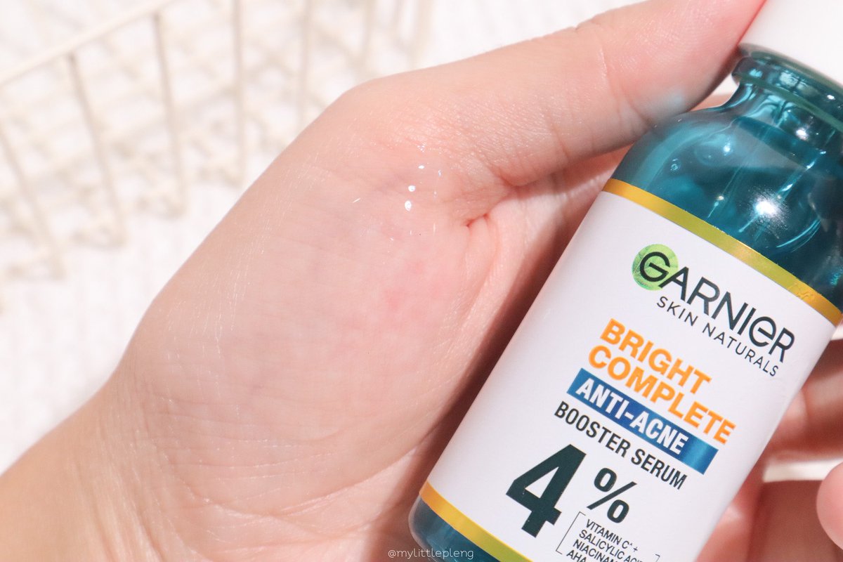 MyLittlePleng's tweet photo. เวลาเป็นสิวก็อยากได้ไอเทมลดสิวดีๆสบายๆหน้ามาใช้ Garnier Acne Serum เริ่ดอยู่นะ เนื้อบางเบา ช่วยชีวิตคนเป็นสิวเว่อ หลังใช้สิวยุบไว ไม่อักเสบเพิ่ม ไม่ค่อยทิ้งรอยสิว หน้าดูไบรท์ขึ้นด้วยอ่ะ ใช้กับโฟมในไลน์เดียวกันยิ่งเริ่ดx2 ไปลองๆ #เซรั่มสู้สิวอัพผิวไบรท์ #ไว้รีวิวห้ามขายของโว้ยย https://t.co/Z94FNCdZ5w