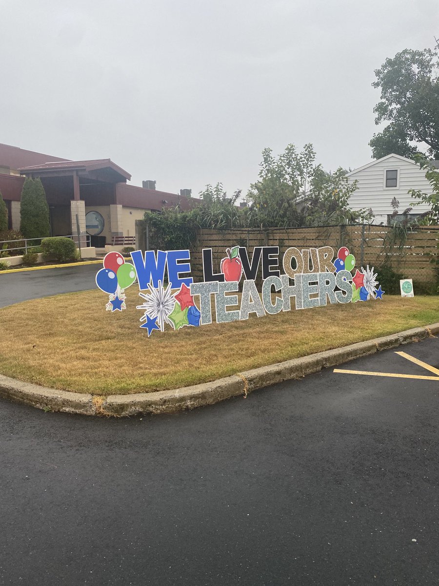 Monmouth Beach School tweet media