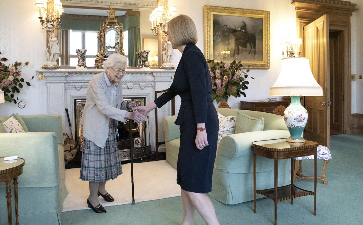 darrenmccaffrey's tweet photo. Incoming PM @TrussLiz meeting HM The Queen at Balmoral https://t.co/imkc612db4