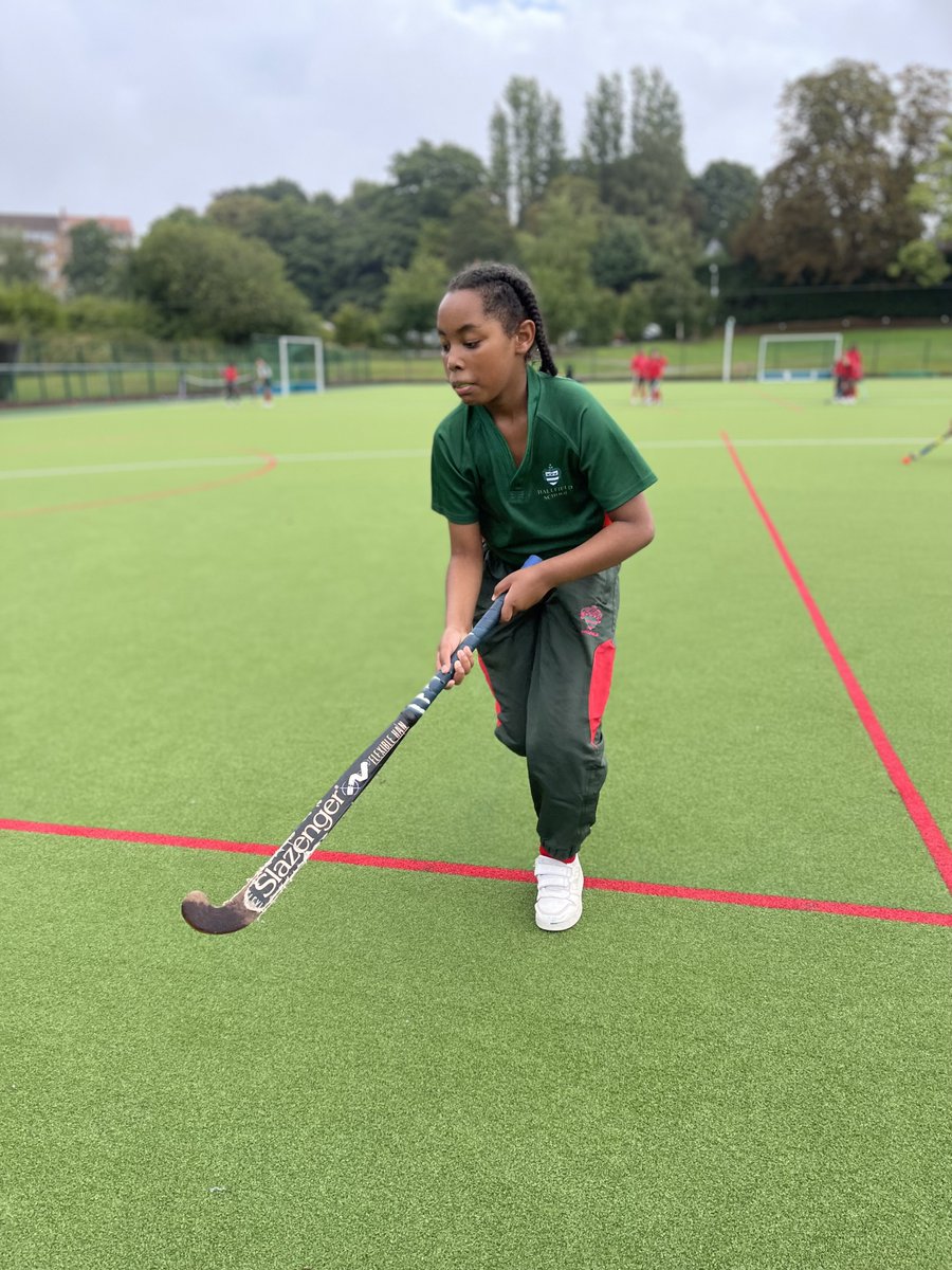 HallfieldSport's tweet photo. Year 6 girls worked on dribbling skills this morning in their games lesson. We developed their speed with and without the ball and ball placement when running. 🏑🏑@HallfieldSchool @HallfieldSport #HallfieldSport #GamesLesson #HockeySeason #DribblingSkills https://t.co/Dg2XxCynNT