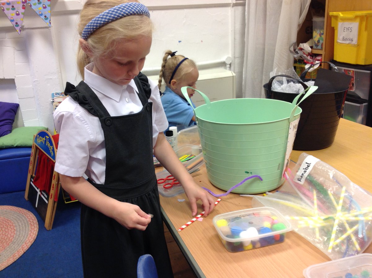 Lots of smiles from our new Reception children on their first day at school!
