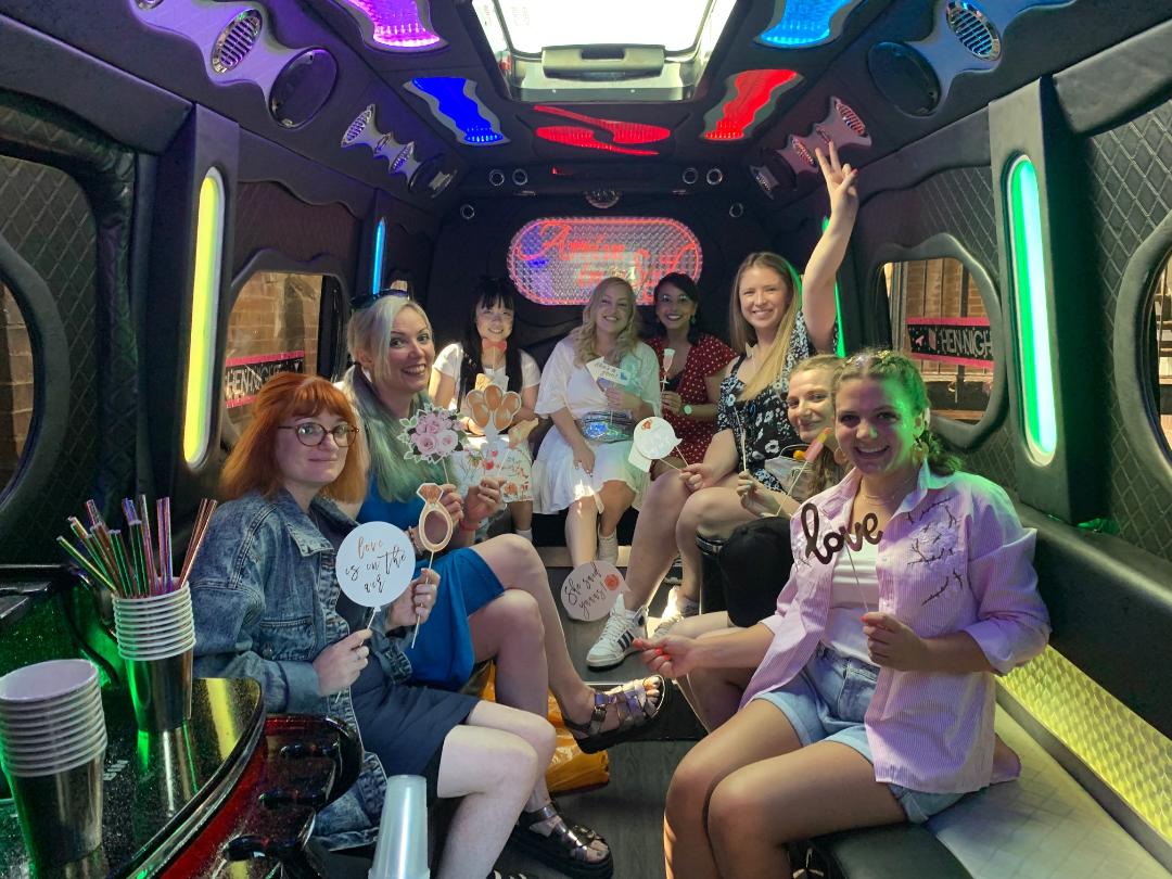 Hope you all had an amazing Hen Party travelling to the Festival by Partybus
#henpartyideas #henparty #bridetobe #bridetobe2022 #girlsday #festival #festivalvibes #partybus #limo