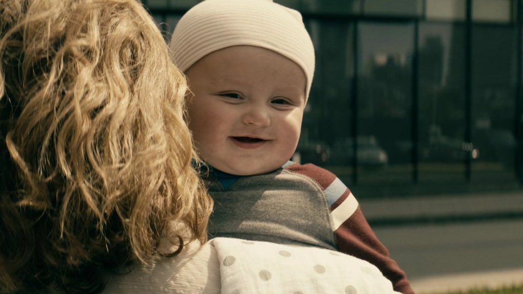 imJustRed's tweet photo. Homelander beefing with a baby cuz he's drinking all the breast milk is the funniest shit ever 😭😭 https://t.co/ZzlXqrfgdk