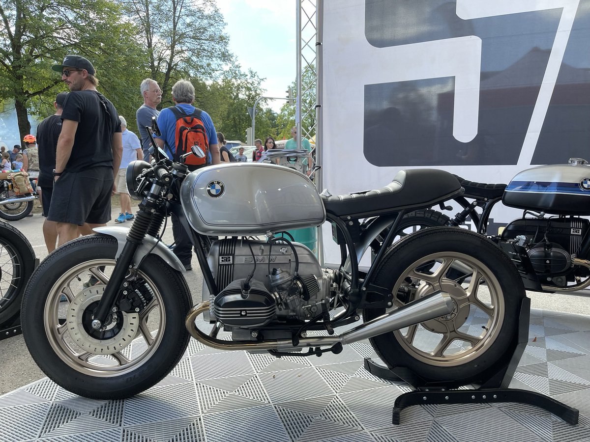 41franzen's tweet photo. BMW Boxer Umbau handcrafted by ⭐️SE Concept Bike 👉komplette Bikes, alle Teile, Motorenbau, Umbau-Service und mehr 👉Infos unter: ⭐️https://t.co/GmnwdPz3rS⭐️
#sport-evolution #sportevolution #semotorcycles #caferacer #caferacers #caferacerstyle #caferacersculture https://t.co/2ixXmIp8tt