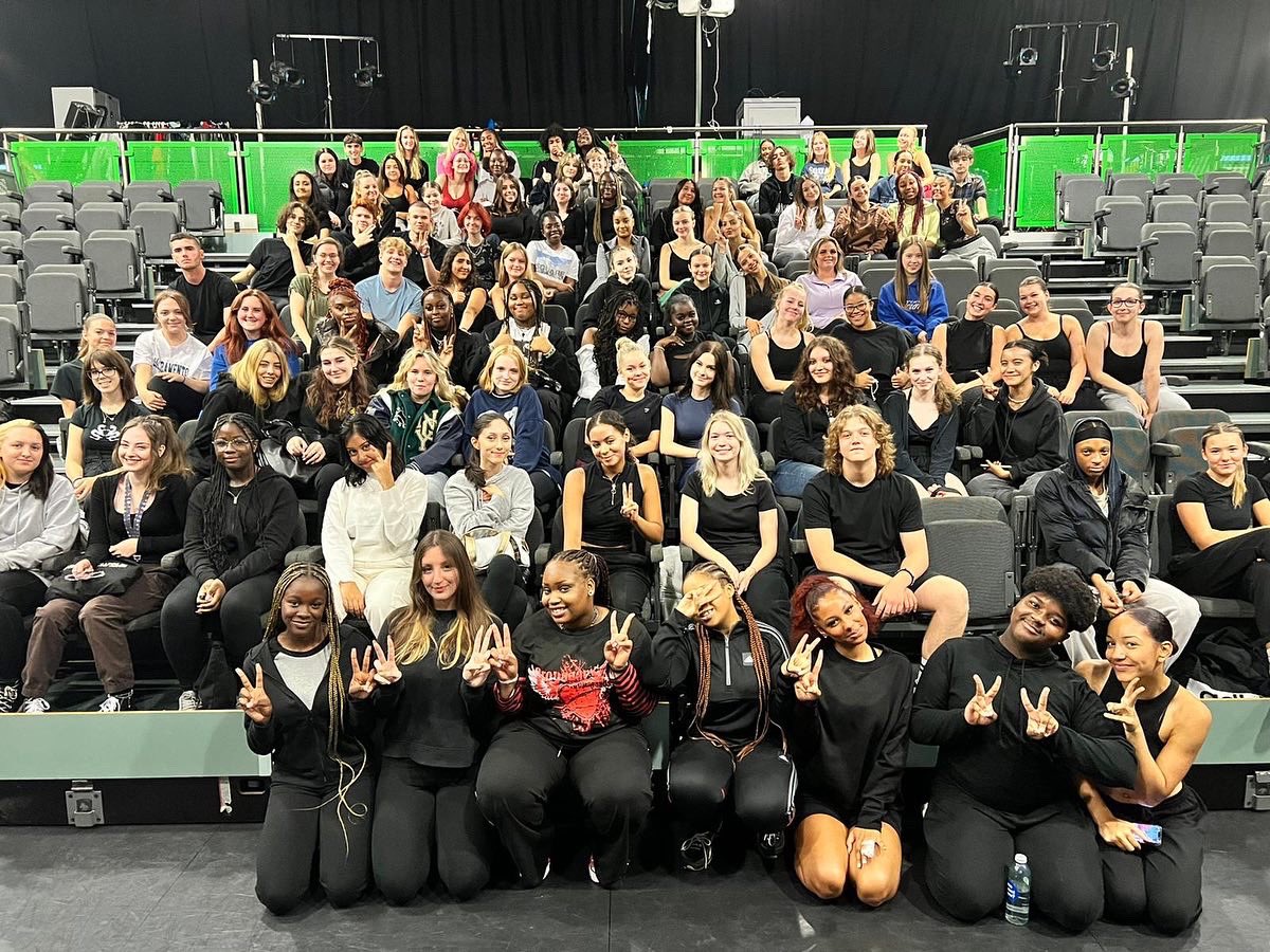 Our new first years have officially arrived! 🎊🙌🎉🎭

We are so excited for this upcoming term! ✨

#londoncollegepa #londoncollegeofperformingarts #performingarts #theatre #training #london <a href="/LSEColleges/">London SE Colleges</a>