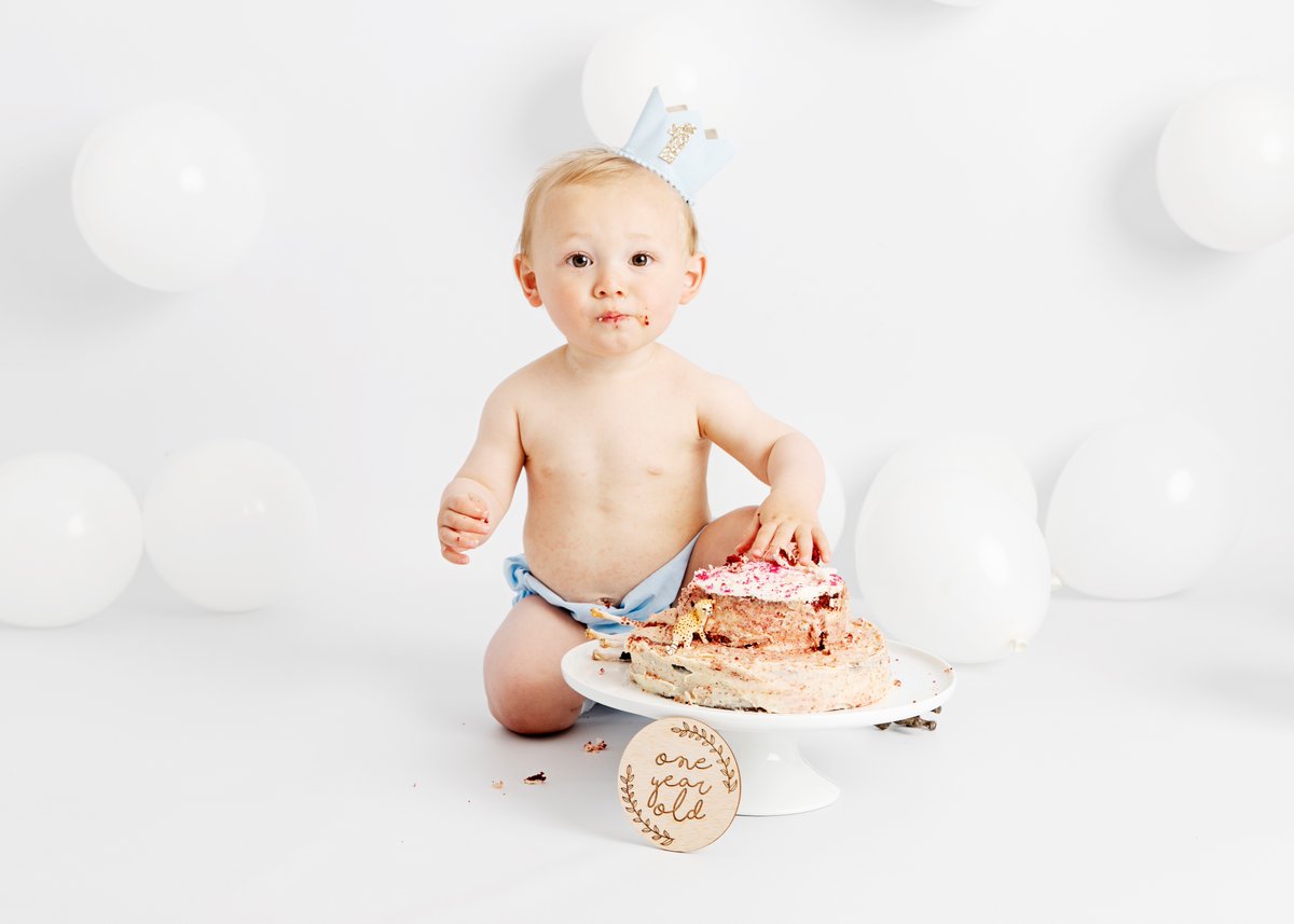 MeaganSarahPics's tweet photo. Would you do a cake smash session for your little one's birthday? Or would you prefer a shoot without the cake?    Or maybe even both🤔 #firstbirthday #cakesmash #birthdayideas #thingstodowithkids https://t.co/O4jek84PLy