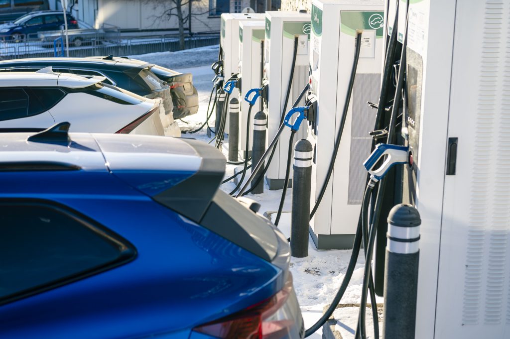 BP_Norwegen's tweet photo. 9.000 Schnellladegeräte werden nach Angaben des norwegischen Verbandes der Elektroautos bis 2025 benötigt. Die Hälfte davon ist bereits installiert.©Der Elektrofahrzeugverband

Oslo, 6. September 2022. In den ersten acht Monaten des Jahres wurden in

https://t.co/CimqQdKZZe https://t.co/CzzZKeWbPD