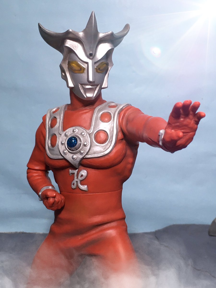 ウルトラマンレオ のイラスト マンガ コスプレ モデル作品 4 件 Twoucan