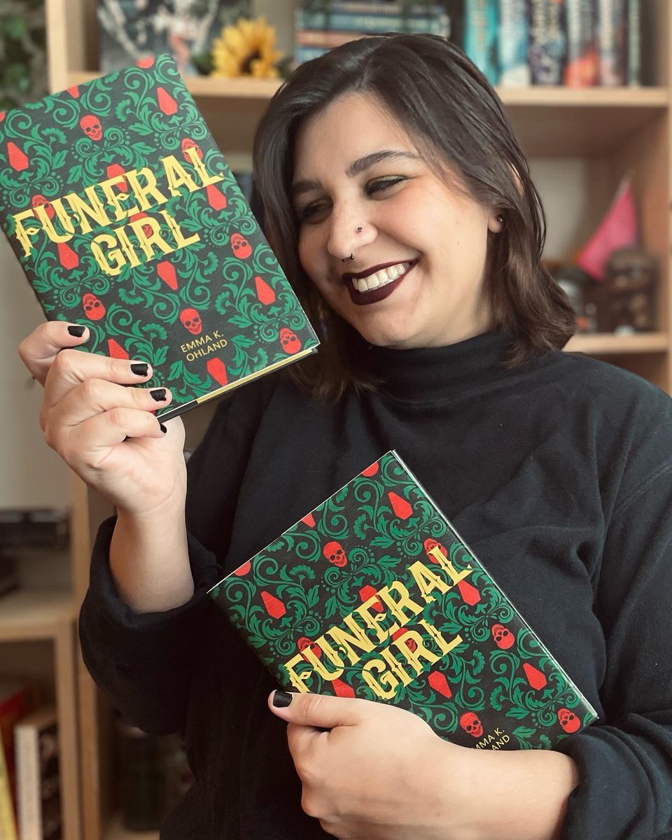 ohkemma's tweet photo. 🚨⚰️🖤👻 FUNERAL GIRL IS OUT NOW WHEREVER BOOKS ARE SOLD!!!👻🖤⚰️🚨

I truly can’t believe that this is finally real. I have dreamt of this day since I was ten years old, and here I am living it. Thank you to EVERYONE who has supported me through this! https://t.co/8Q3Yc76sBY