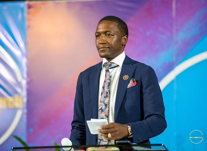 KwindaEmmanuel2's tweet photo. Happy Birthday 🎂🥳 My Prophet 

#Uebert_Angel https://t.co/0I9ddYKxrA