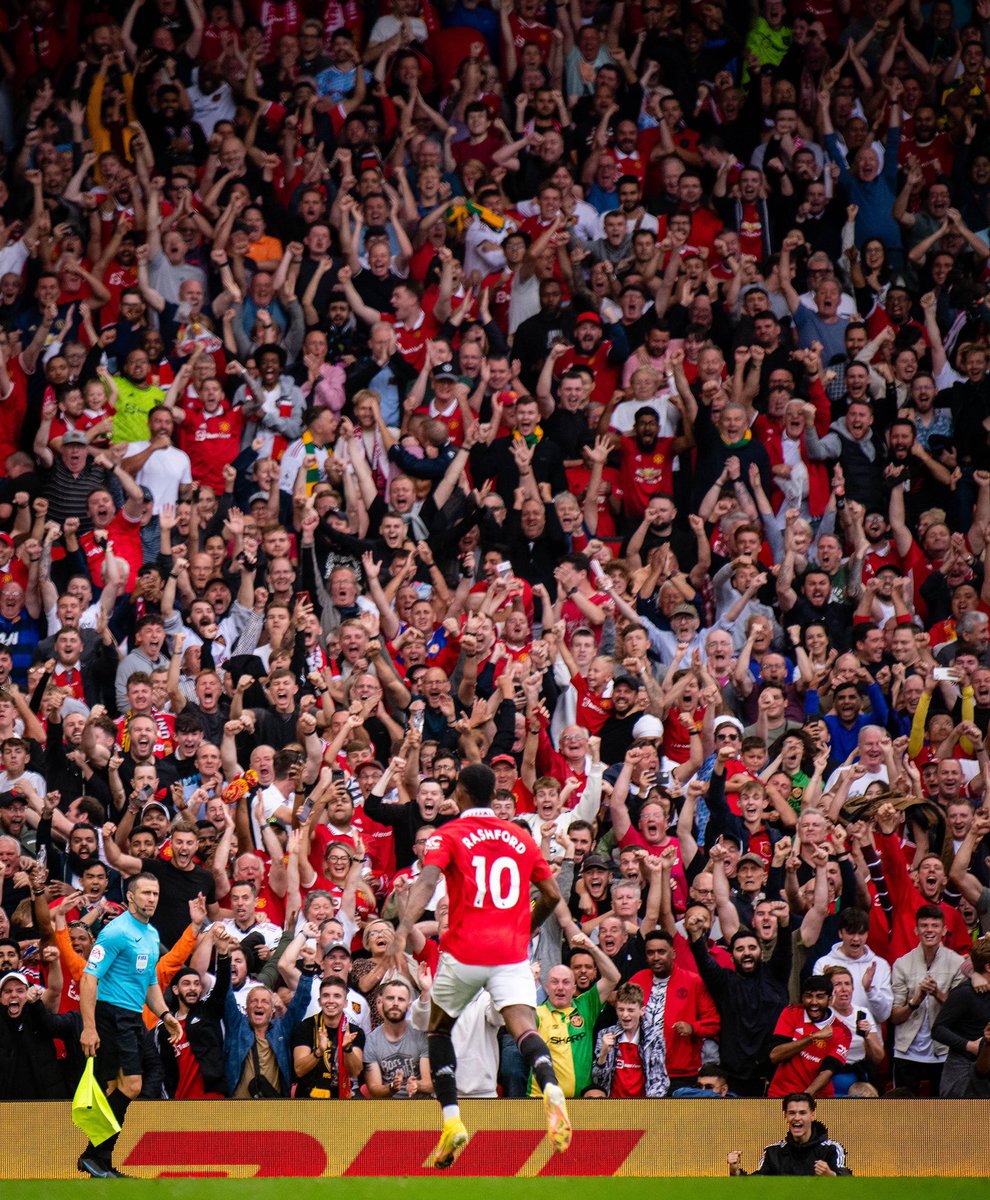 reddevilroundup's tweet image. 3 MASSIVE POINTS 🔥 
After a confident 3-1 victory over The Gunners, United appear to have their season back on track. Have a listen to our thoughts an insights in our most recent podcast episode🎙 
Link down below ⬇️ 
anchor.fm/reddevilroundup 

#mufc #ggmu #manutd #rashford