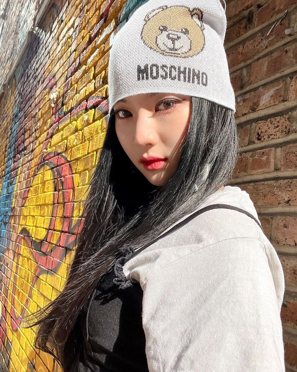 Stayc pics on twitter instagram update 