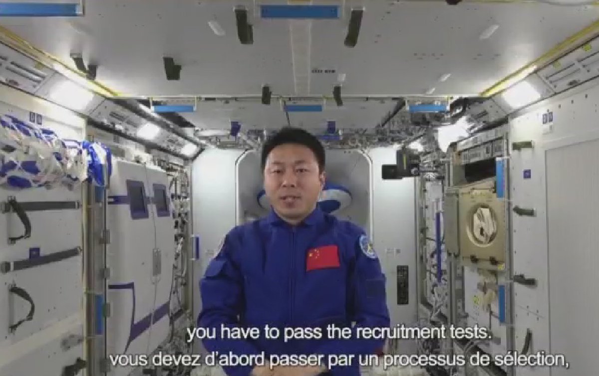 ChinatoAU's tweet photo. Senegalese and South African youth: How to become an astronaut?
Chinese Taikonauts: A healthy body and mind are the basic conditions to be an astronaut.The biggest difficulty is the challenge posed by the mission on our general abilities. https://t.co/AMiWGsnH4p