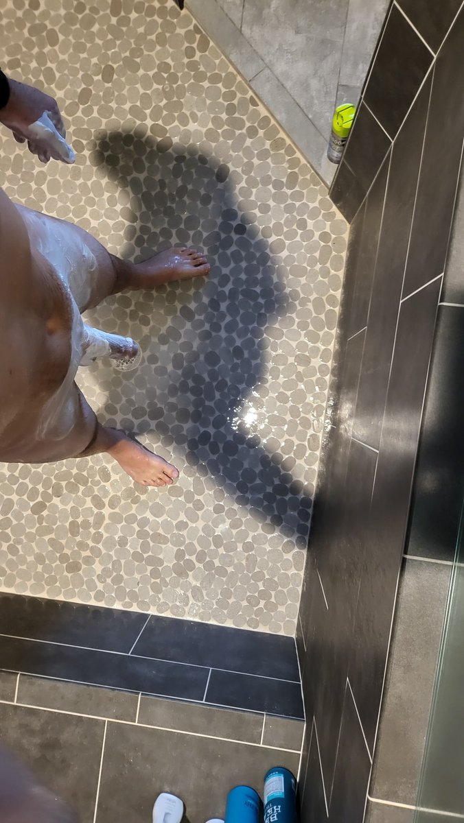 Txbateboi69's tweet photo. #straightmen #ShavedPubes #ShavedSmooth #straightb8 #SmoothBottom https://t.co/iwHq4X8t9y