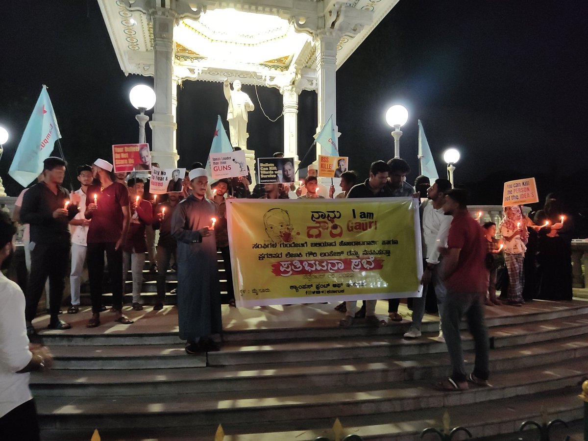 Ameenmysur's tweet photo. Participated and addressed gathering in a candle light protest "Remembering Gauri"  organized by Campus Front Mysore District Committee 
#CampusFront
#GauriLankesh https://t.co/f86UvmPSA5