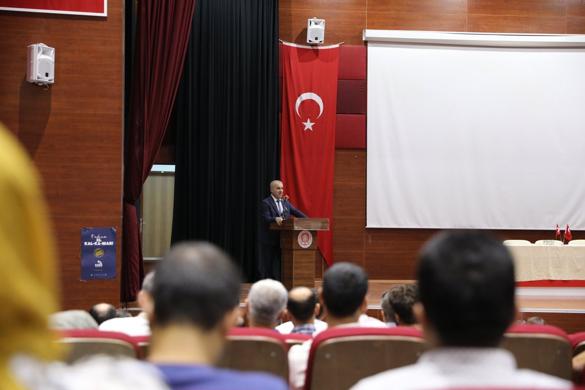 kiziltepemem47's tweet photo. 2022-2023 Eğitim-Öğretim Yılı Müdürler Kurulu Toplantısı, İl Milli Eğitim Müdürümüz Sn. Murat DEMİR başkanlığında Kızıltepe İlçe Milli Eğitim Müdürümüz Ahmet BİLEN, Kızıltepe Şube Müdürlerimiz ve tüm resmi okul-kurum müdürlerimizin katılımıyla gerçekleştirildi.
@tcmeb https://t.co/9khxdZJgZh