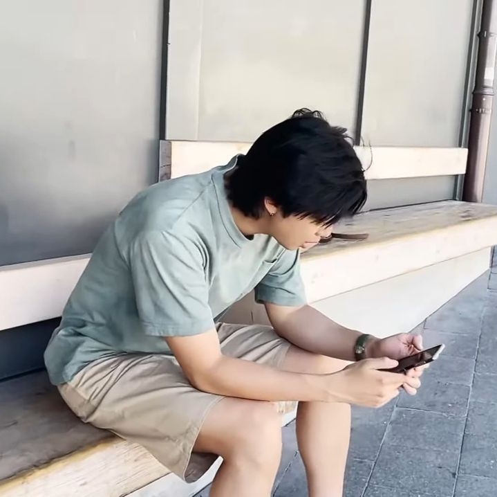 START4NNIES's tweet photo. Namjoon never beating the boyfriend allegations; a thread https://t.co/jX9gnBjkho