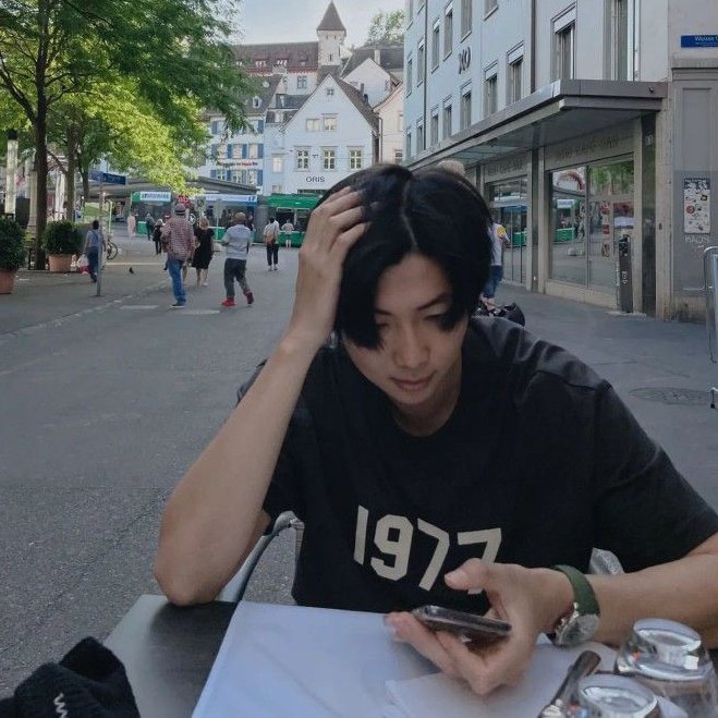 START4NNIES's tweet photo. Namjoon never beating the boyfriend allegations; a thread https://t.co/jX9gnBjkho