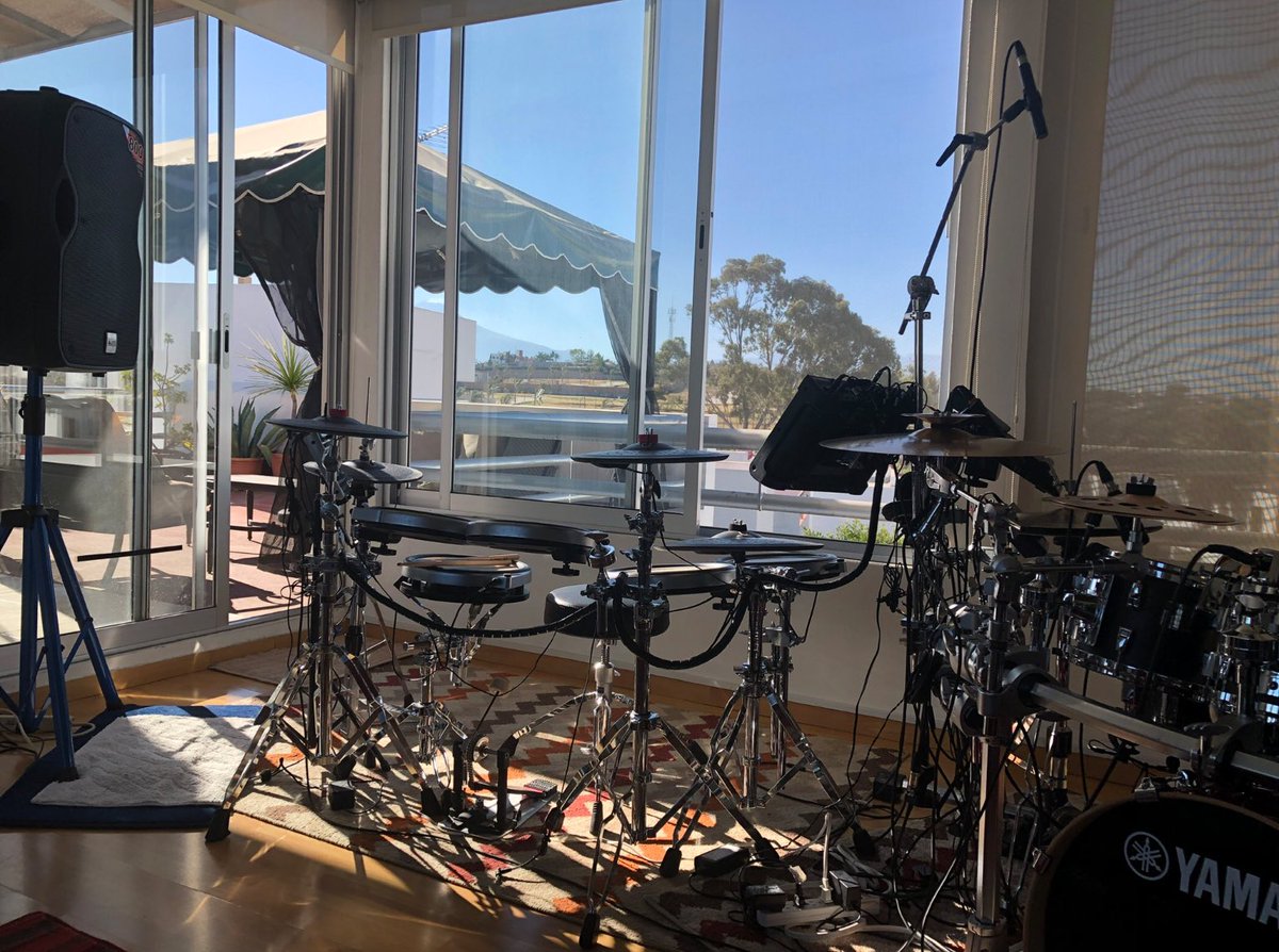Mauricio7's tweet photo. Aerobics con #DTX950 de @YamahaDrums @yamahademexico https://t.co/oYbroyRTL3