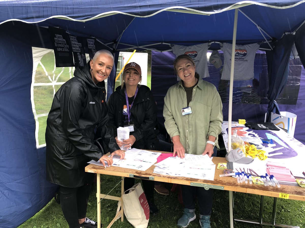 PJCochraneASC's tweet photo. @FVrcvrycmmnty with @falkirksafebase at Vibration Music Festival in Falkirk making recovery visible and doing Naloxone training. Well done everyone for their efforts on the day.
#WeDoRecover #recovery #stopthedeaths #recoveryispossible #fvrc https://t.co/EUswrg4P5v