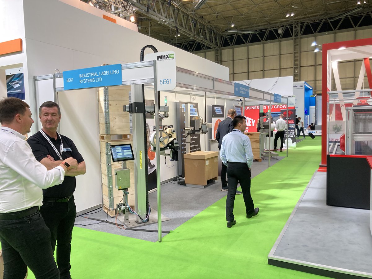 amhsaUK's tweet photo. Print labelling solutions that work - Flexwipe. Visit Denis, Phil and Diane at the ILS stand at IMHX stand E61 and see how to professionally label and manage multiple pallets simultaneously. https://t.co/9Ai8e3s2OM