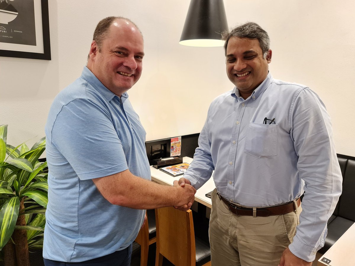 grahamjosephng's tweet photo. Lookout #Singapore! We are here!  Established partnership between @InsumSolutions and @_fintechacademy ! https://t.co/5b8SoEunTd