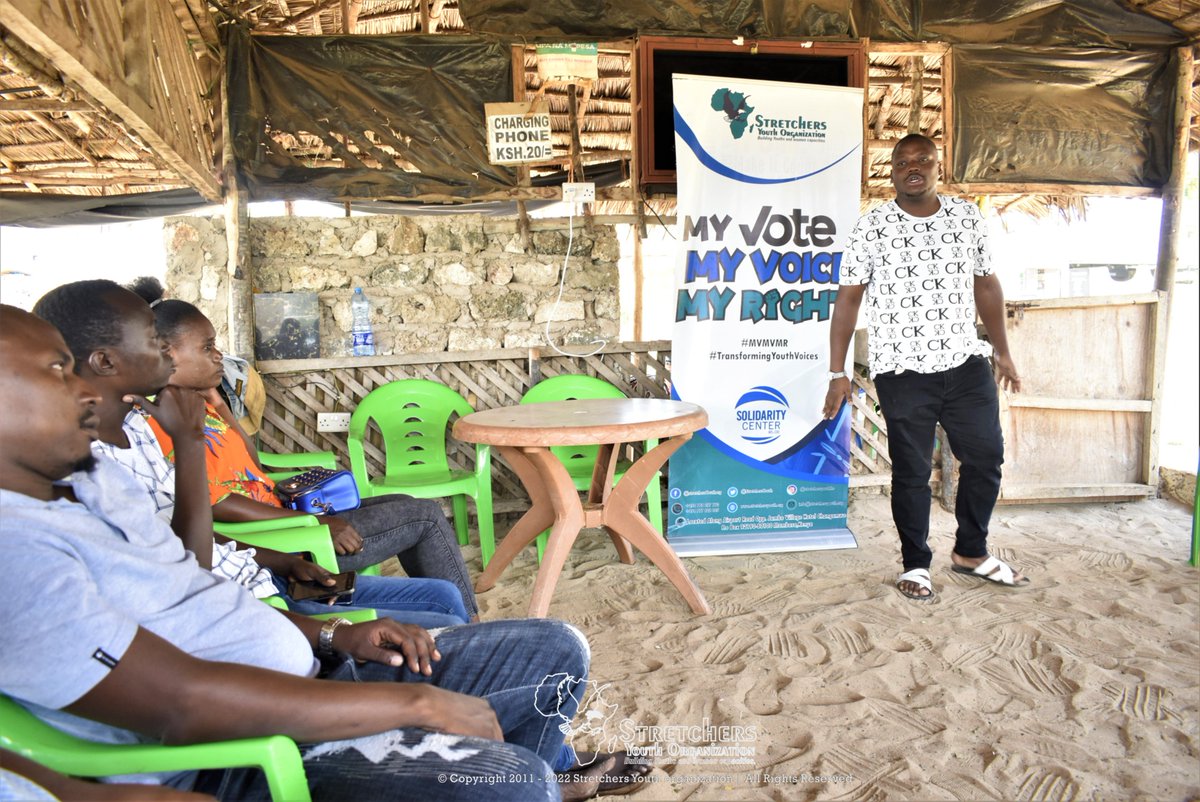 StretchersYouth's tweet photo. As we engaged communities from Likoni Sub-County one of the perceived hotspot for violence, the communities were optimistic for the change of guard and called on the leaders elected to be true to their manifestos for the development of the communities.
#TransformingYouthVoices https://t.co/khLk8U9zeK