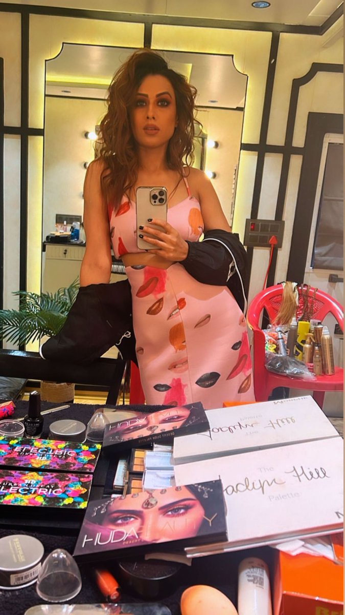 <a href="/Theniasharma/">NIA SHARMA</a> insta stories!!❤