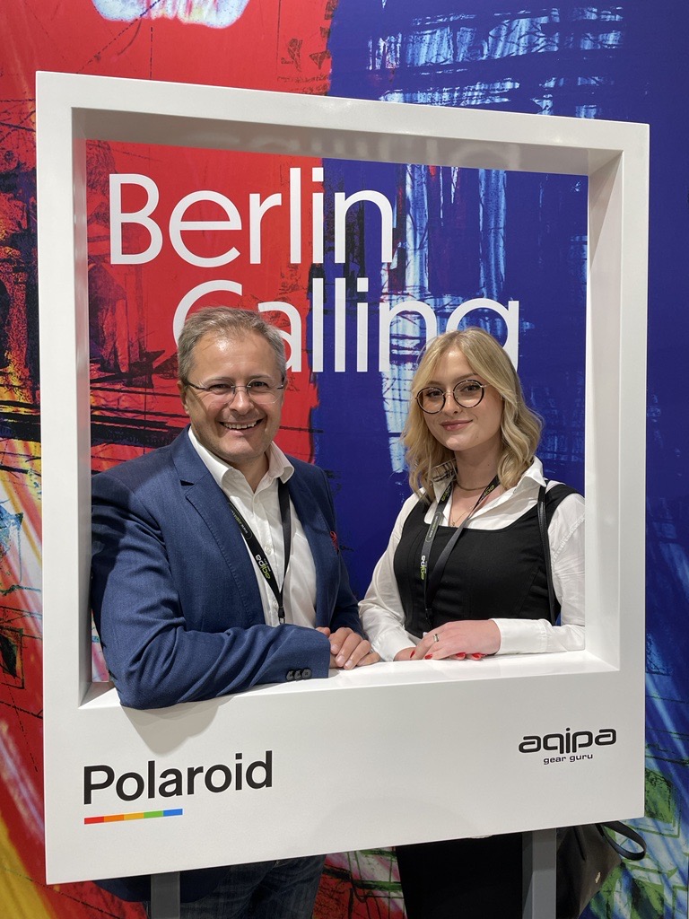 SyndicateTec's tweet photo. Dziękujemy @BraunAudio i @PureAudioWorld za wczorajsze spotkanie w strefie @AqipaEurope na tegorocznej edycji @IFA_Berlin. 
Z przyjemnością zobaczyliśmy się z przedstawicielami światowej sławy firm, jak i start-upów. Wszystkim wystawcom gratulujemy niesamowitych stoisk! #IFA2022 https://t.co/8C9yWy8nso