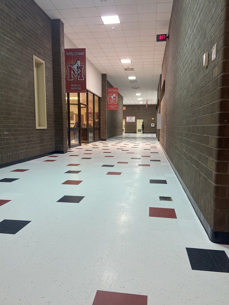 Craig Hill, Ed.S. (@mchill1962) on Twitter photo Welcome Back!  Smooth sailing this morning at Manor High School with all students in class.  #ppsva Welcome Back!  Smooth sailing this morning at Manor High School with all students in class.  #ppsva