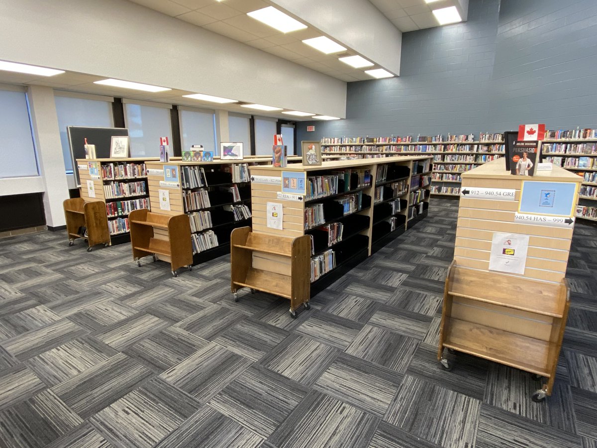 pslta's tweet photo. Happy 1st Day Everyone. We are welcoming everyone back here in the Mayfield LLC today. Stop by for a visit. We would love to see you. Enjoy your day! @PeelSchools @PDSBProflib @MayfieldMavs #LLC #PDSB #Library #PeelIntoOurBooks #ShareTheSmile https://t.co/M0ptp47FpR