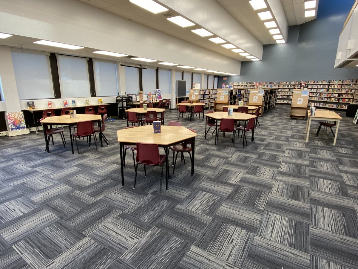 pslta's tweet photo. Happy 1st Day Everyone. We are welcoming everyone back here in the Mayfield LLC today. Stop by for a visit. We would love to see you. Enjoy your day! @PeelSchools @PDSBProflib @MayfieldMavs #LLC #PDSB #Library #PeelIntoOurBooks #ShareTheSmile https://t.co/M0ptp47FpR