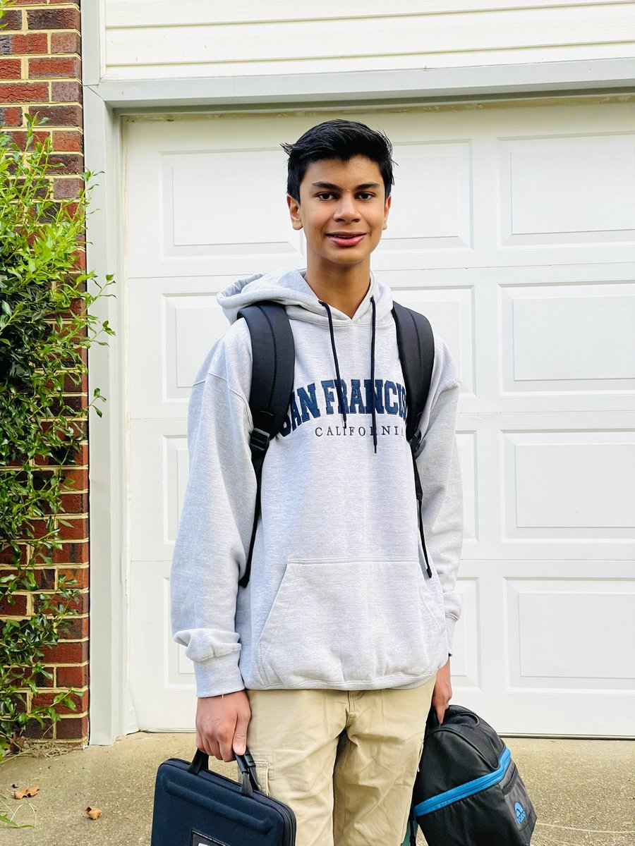 SurabhiApril's tweet photo. First day of  8th grade for Neel. Best of luck to another great school year! Lots of love 😘😘 #vbschool @vbschools @BrickellAcademy @mrgshoe #vbcps #brickellacademy #VBDayOne https://t.co/9b9a20dXbl