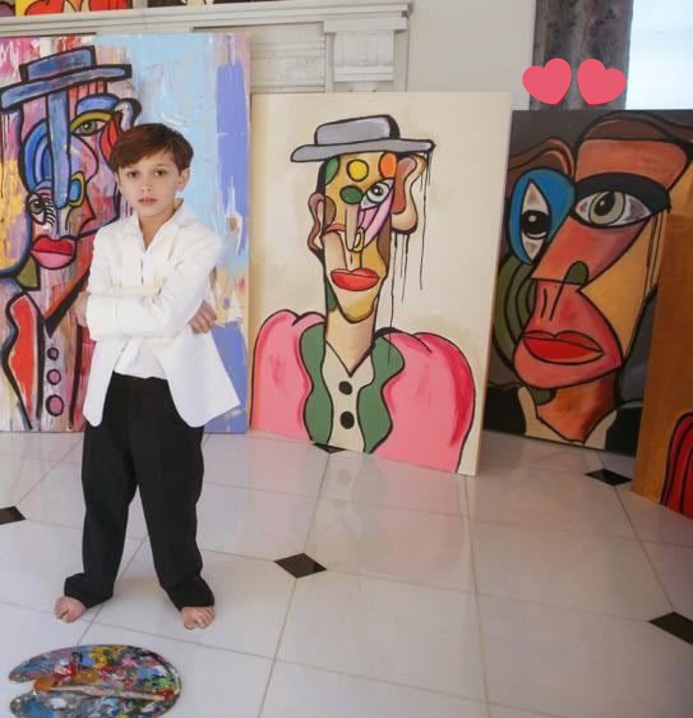 Taehyungimpact's tweet photo. Kim taehyung bough the painting from a talented 10 years old artist, Andres valencia 😭 he’s so precious, his taste is so unique. He’s an art collector! https://t.co/XvC918uWfZ