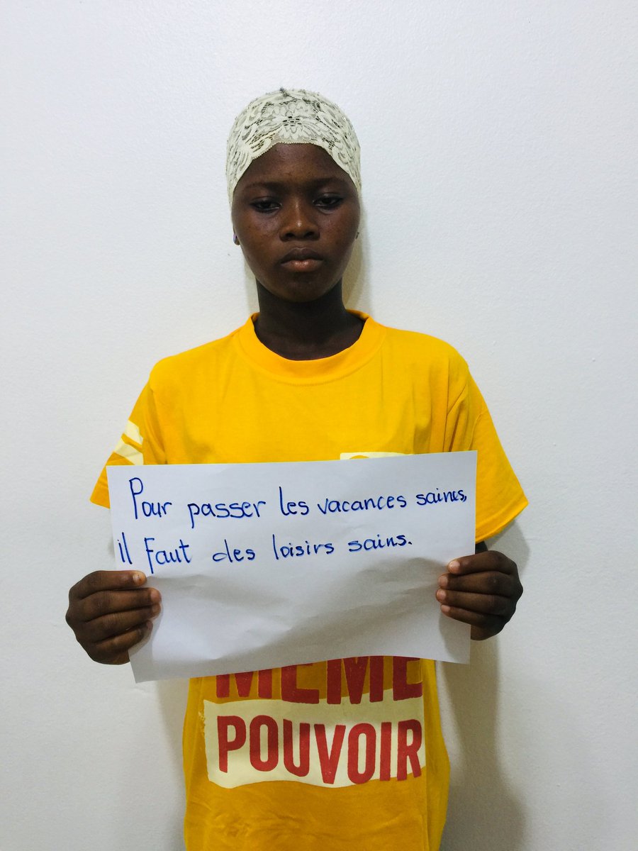 tokpo_d's tweet photo. Il y a de cela un mois en tant que Filles la sur la campagne AuxFillesl’égalité à Plan International Bénin, j’ai fait une causerie éducative sur les vacances saines avec les élèves du clubs Zegromis du CEG Azowlissè. ce fut une belle causerie.
#PlanInternational 
#GIRLGETEQUAL https://t.co/t5CbkxIMA3