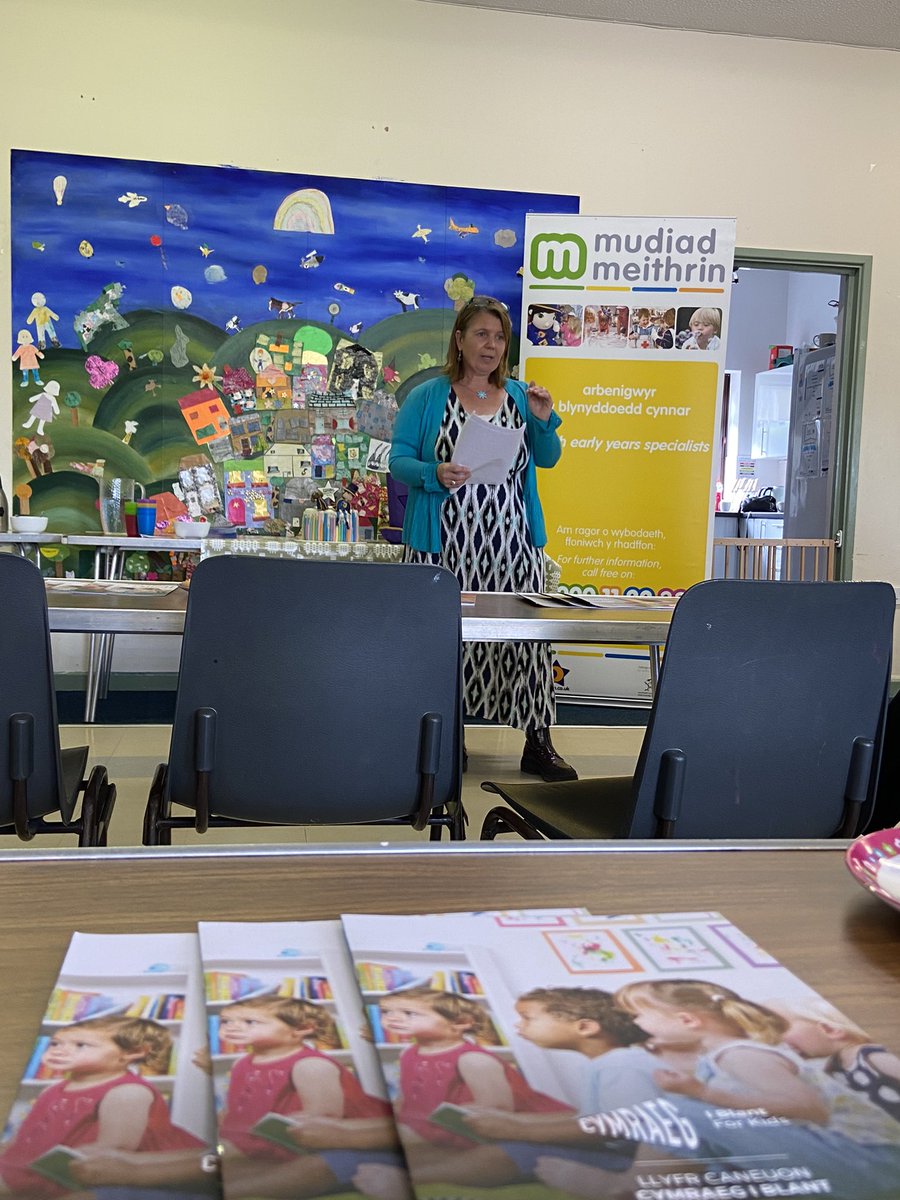 Menter Iaith Rhondda Cynon Taf tweet media