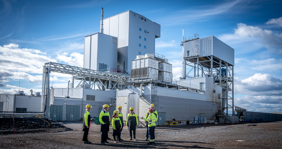swerim_'s tweet photo. Besök hos Swerims samarbetspartner @hybrit_project för visning av Hybrits pilotanläggningar för vätgaslagring och direktreduktion med vätgas. tack för ett inspirerande besök. https://t.co/sqsw3W1Npg