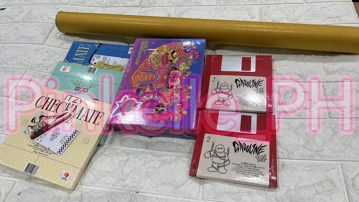 pinkelle_ph's tweet photo. #PinkelleUpdates
Arrived at our KR address😊
* Girls Generation Forever 1 (Pasabuy)
* ITZY Checkmate Special Edition
* Key Gasoline Floppy ver
* ONF Multi Uni Bus Pop-up Store Merch https://t.co/mIQ7y0ve2V