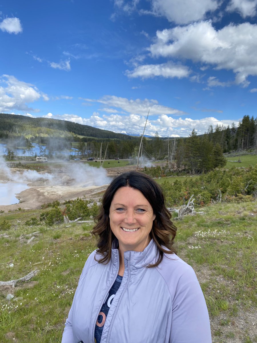maverick_scoop's tweet photo. Happy Birthday to my Wife @MelodeeHoffner! #29Again https://t.co/UFsaCnuWOq