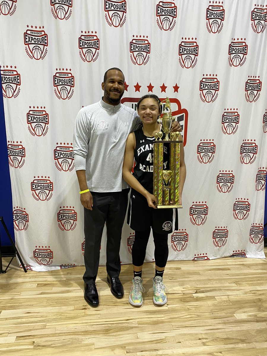 Nicholas42W's tweet photo. Want to wish my smart, beautiful, athletic, crazy and fun loving daughter @RoxyW42 a Happy Sweet 16th Birthday 🎈🎊 🎂 🎂🎂 Love You Rox #RoxyStar #BigGuard #BigCombo #2Puffs https://t.co/zKUfNOrMKF