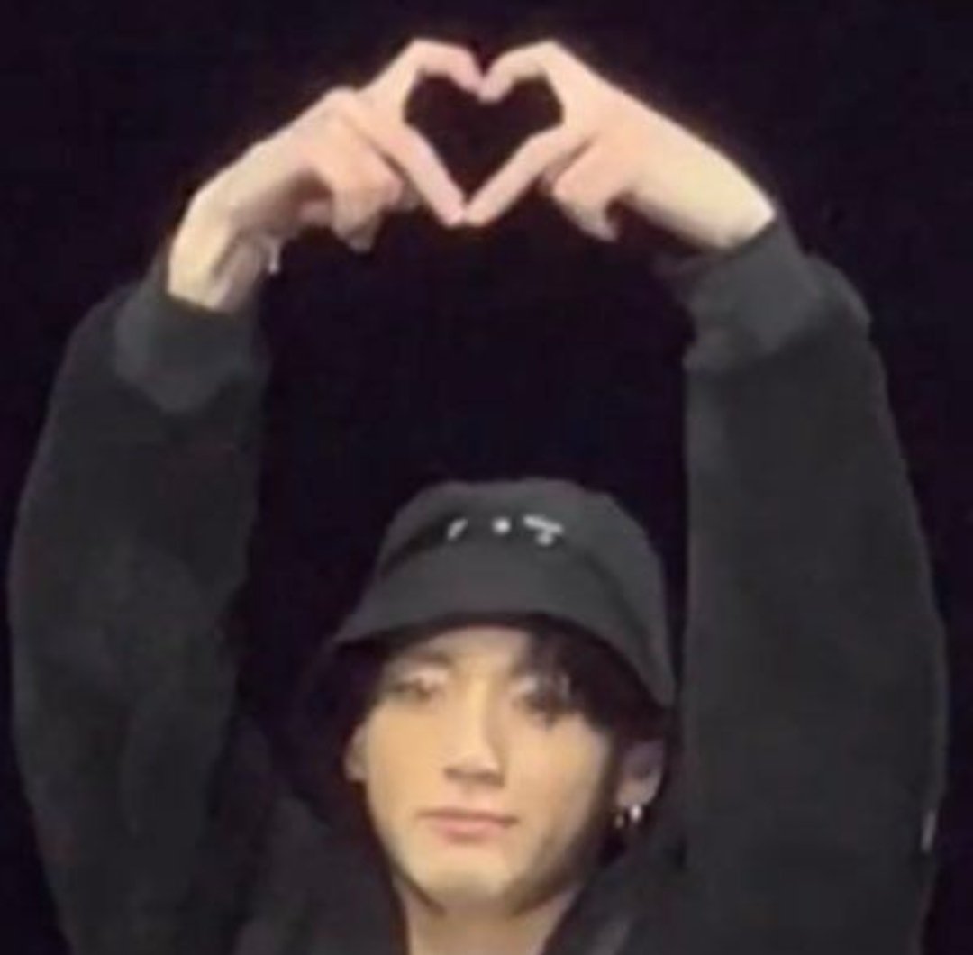taehgy_'s tweet photo. hi everyone! if u want some more information kindly send me a dm! thank you :) https://t.co/hHGUpvovUv