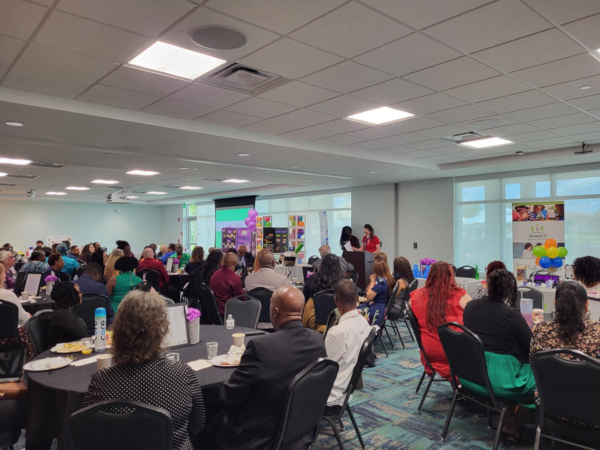 lwilliamsCSC's tweet image. Spent time at the BRIDGES partnership breakfast on Saturday. Wonderful time, spent with wonderful people doing great things for our community! @cscpbc @BRIDGESofPBC #EveryParent