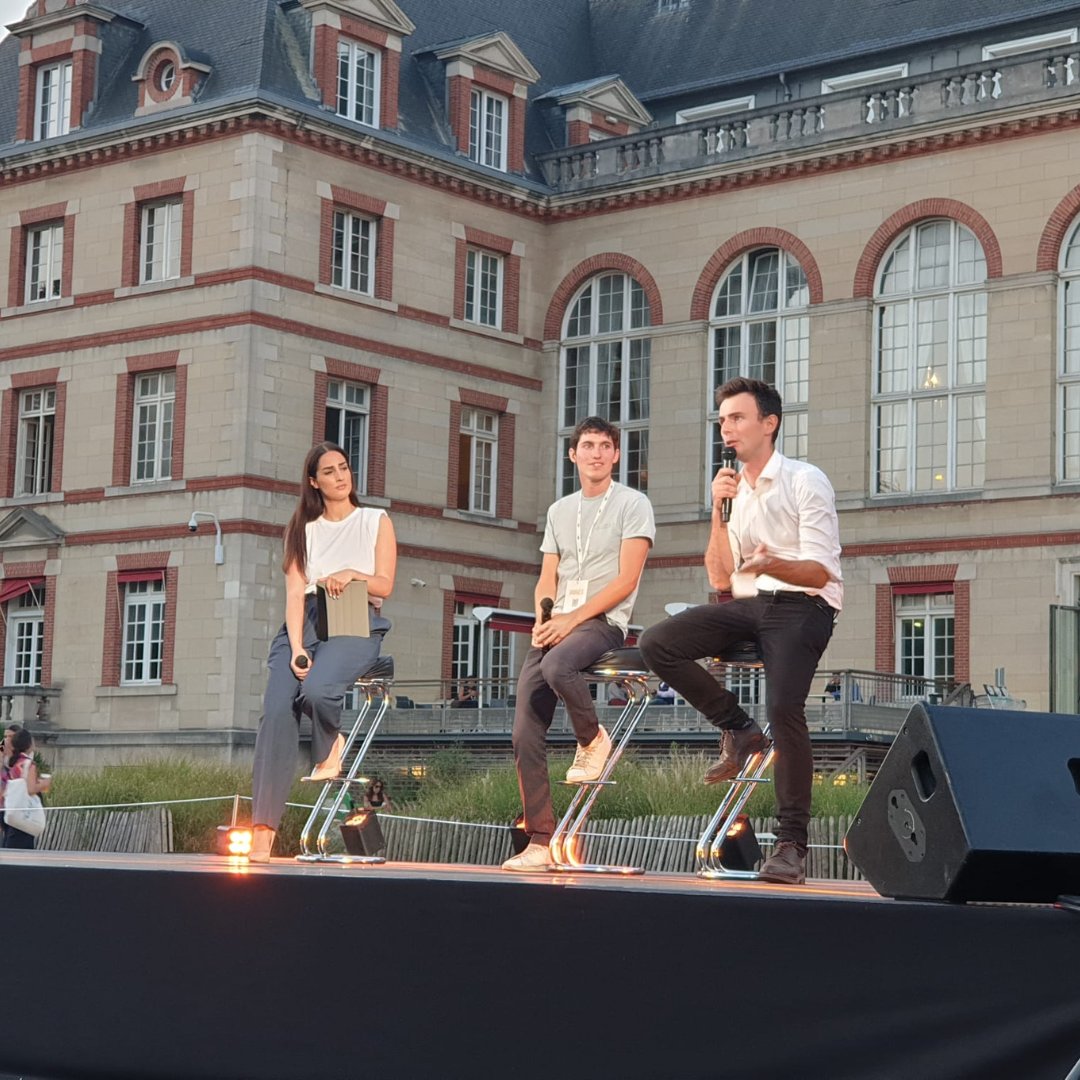 Ambitions Transitions (@amb_transitions) on Twitter photo 🚩Levée de drapeaux pour les collectifs alumni engagés lors de la soirée des #UEED2022 il y a 1 semaine !
Partenaires de la soirée de clôture sous le signe de la #sobriété, nous nous sommes exprimés sur
l'#engagement des #alumni
#enseignementsuperieur #transition <a href="/Mouv_ImpactFr/">Mouvement Impact France</a> 🚩Levée de drapeaux pour les collectifs alumni engagés lors de la soirée des #UEED2022 il y a 1 semaine !
Partenaires de la soirée de clôture sous le signe de la #sobriété, nous nous sommes exprimés sur
l'#engagement des #alumni
#enseignementsuperieur #transition <a href="/Mouv_ImpactFr/">Mouvement Impact France</a>