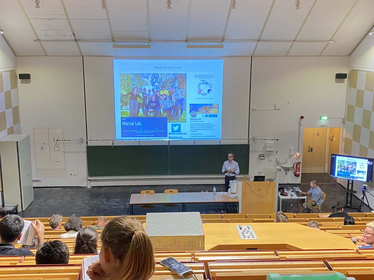 Time for <a href="/AlfonsoMarzal/">Alfonso Marzal</a> ‘s talk at <a href="/unibielefeld/">Bielefeld University</a> <a href="/HAEMConf22/">Wildlife Malaria Conference 2022</a> about #insecticide 🦟 effect of uropygial gland secretion #Haem22