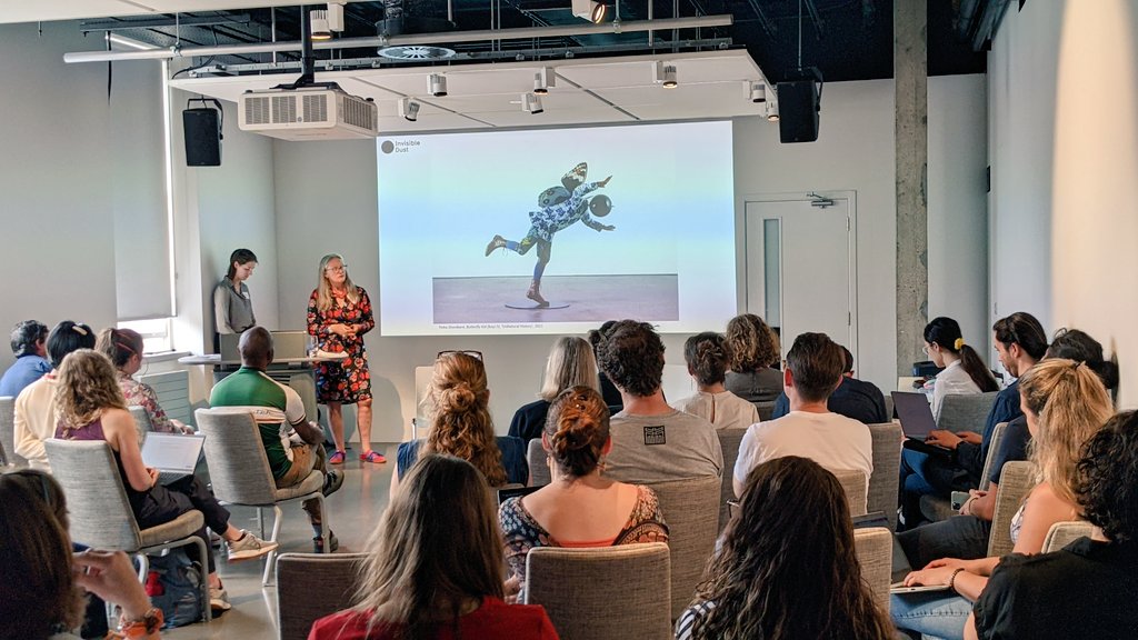 "what does clean air mean to you?" Making the personal connection to #ClimateChange; Using art to understand our #environmemt. ID's <a href="/AliceWSharp/">Alice Sharp</a> the power of #ArtScience commissions for the <a href="/CulturalKings/">King's Culture</a> #CulturalCollaborations workshop day here at the brilliant <a href="/SciGalleryLon/">Science Gallery London</a>