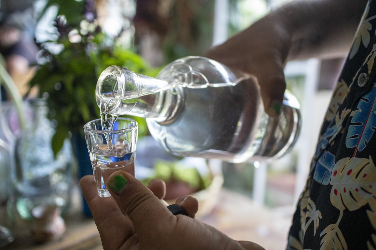 AmapolaPeriodis's tweet photo. El Calehual, la galería urbana que concentra a Guerrero sin salir de Chilpancingo

El mezcal, las máscaras y la buena charla son la personalidad de este espacio 
👉Lee más en: https://t.co/ur9foi7K0y https://t.co/3EIgFCkLYv