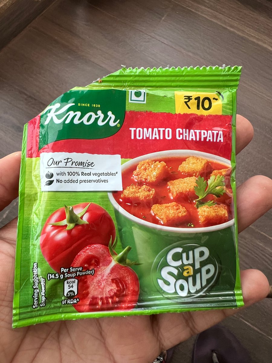 pankajsabnani's tweet image. Loved this small Knorr Tomato Soup. Great innovation to have a pack for one person only. Just needs hot water. 

#NotAPaidTweet 

@Knorr @HUL_News