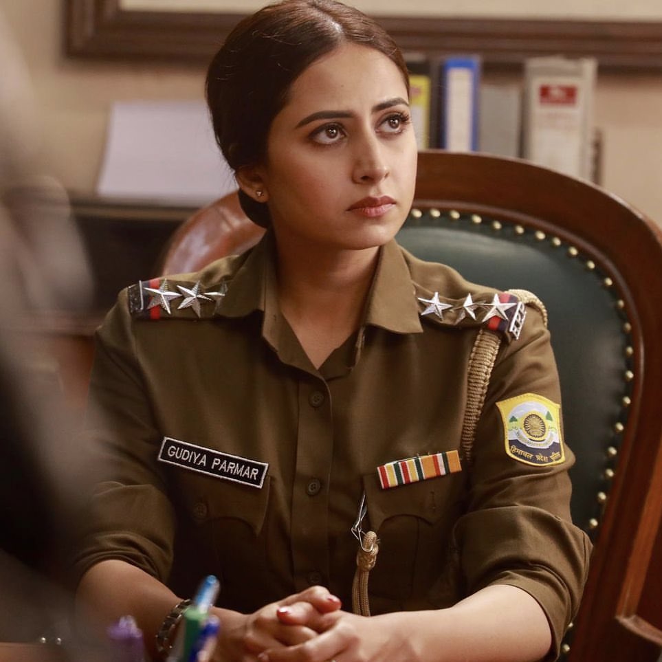 deepimposter's tweet photo. from itv to punjab and now Bollywood, made a name in the Indian Entertainment industry &amp; now looking at her getting all the appreciation &amp; recognition makes me so proud. this girl deserves much much more and im so happy for her. 

HAPPY BIRTHDAY SARGUN MEHTA https://t.co/joGWftFGWg
