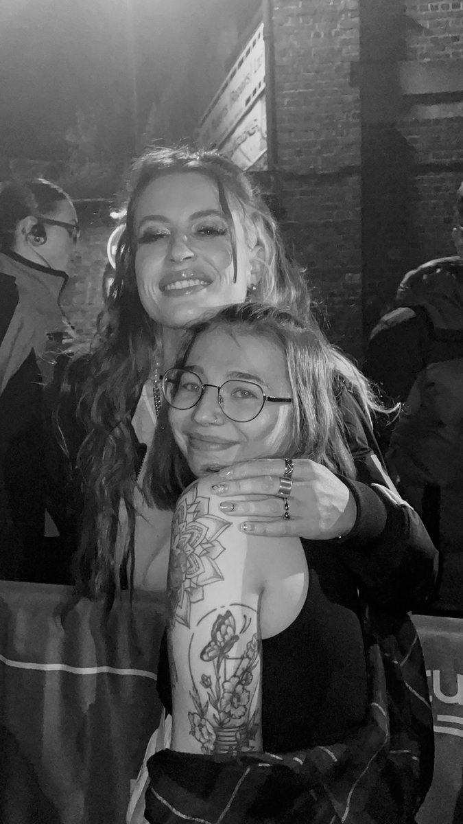 penmayy's tweet photo. The ✨ girl of my dreams ✨ @findingfletcher https://t.co/sV4ccXBcYV
